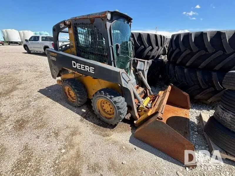 318d john deere specs