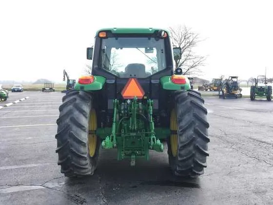 john deere 6105m specs