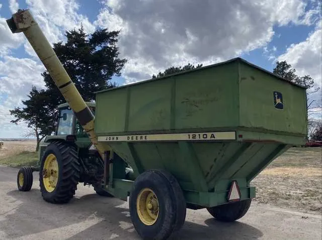 john deere 1210a grain cart specs