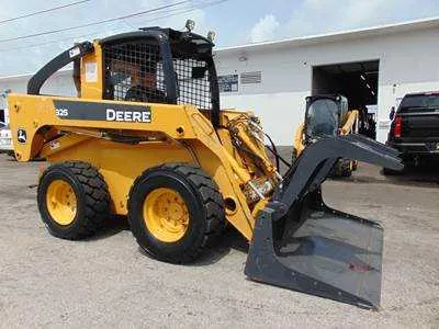 2013 john deere 326e specs