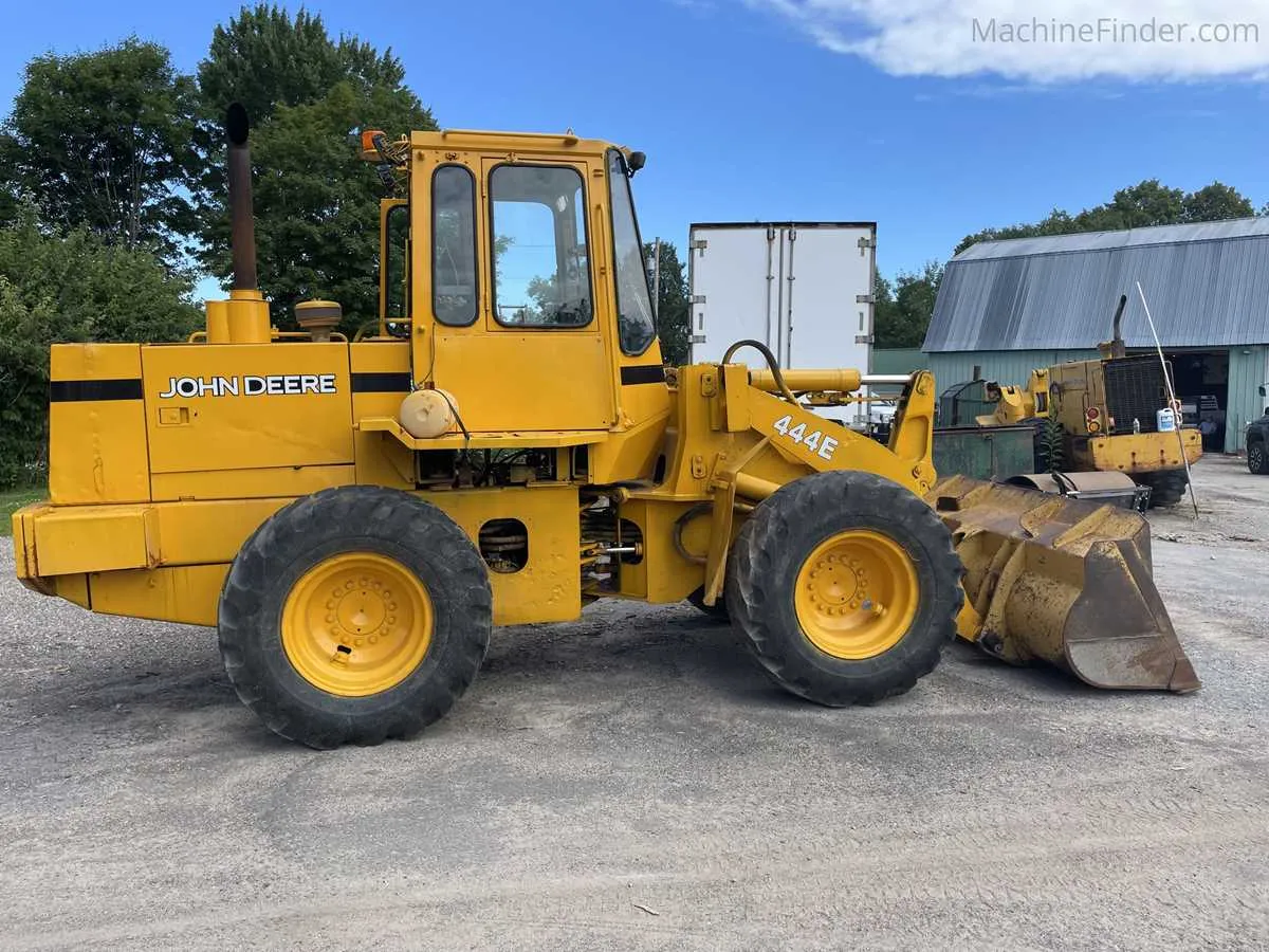 john deere 444e wheel loader specs