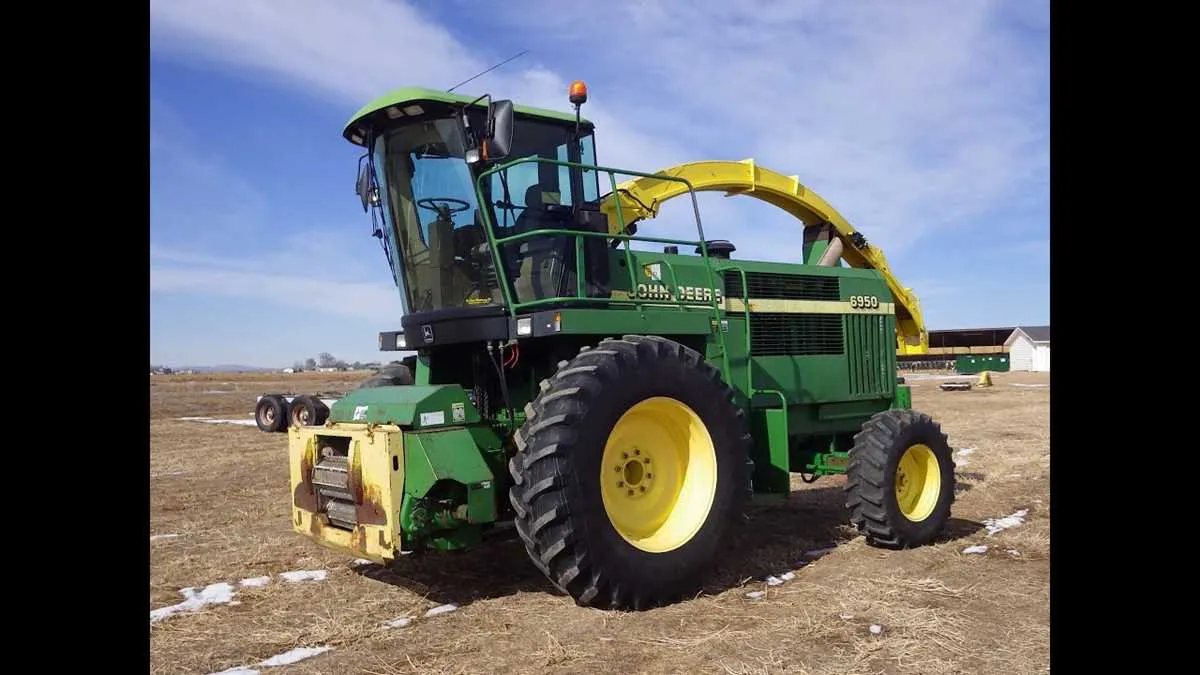 john deere 6950 chopper specs