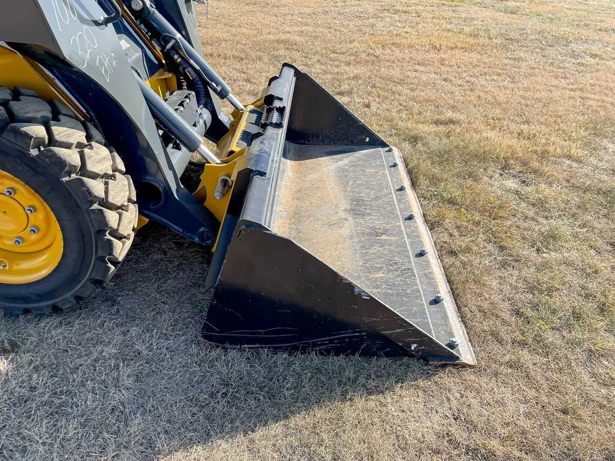 john deere 360 skid steer specs
