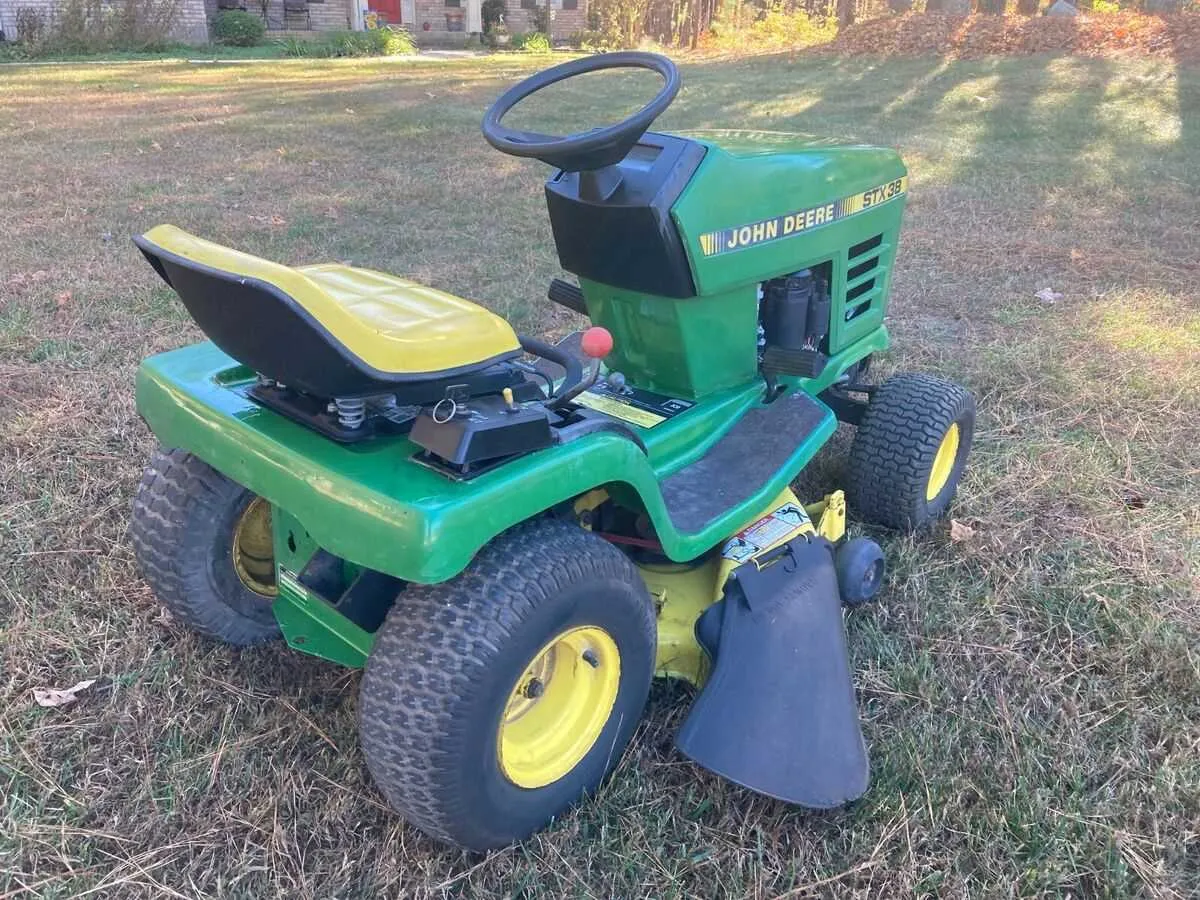 stx38 john deere specs