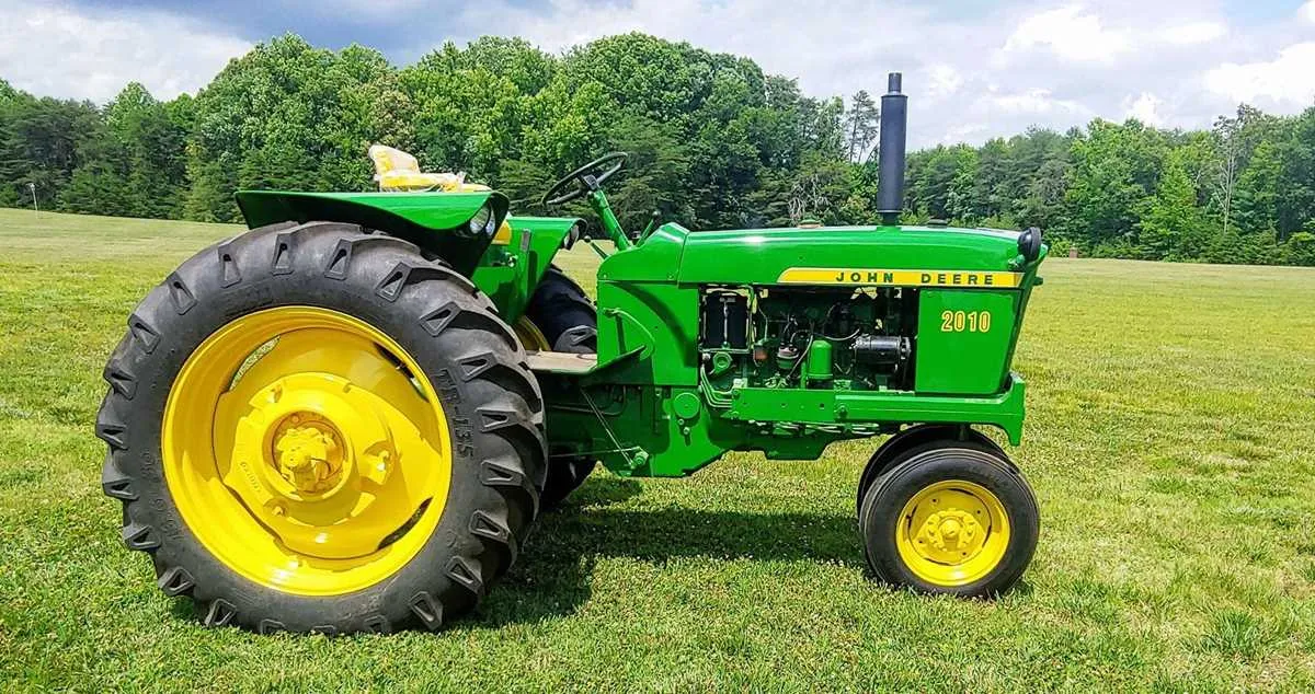 john deer 135 specs