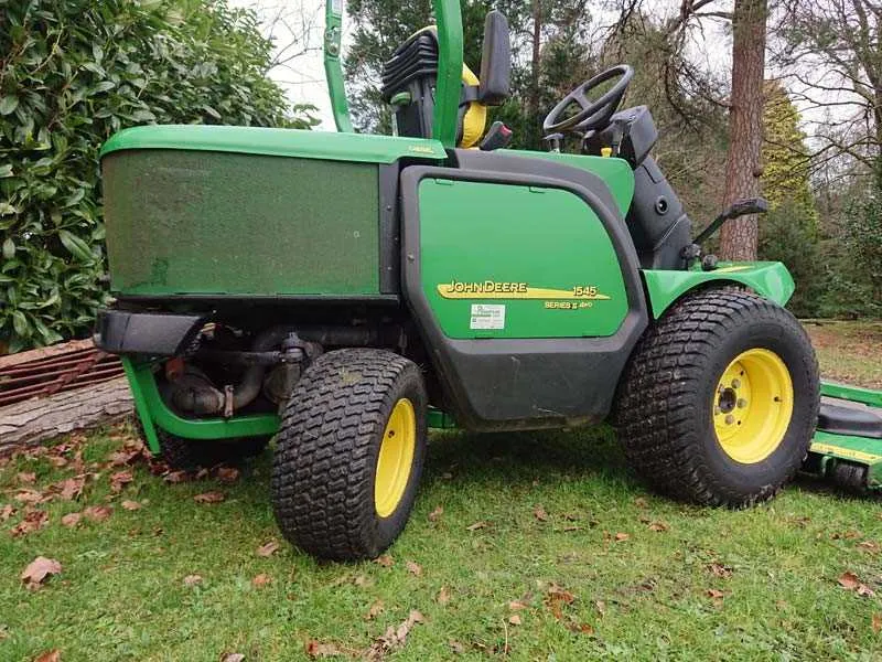 john deere 1545 specs
