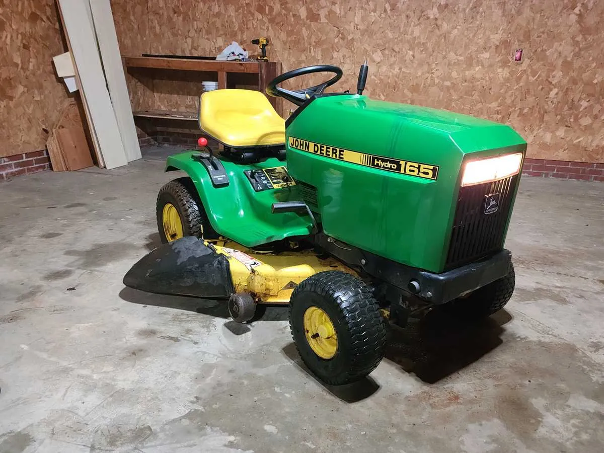 john deere 165 hydro mower specs