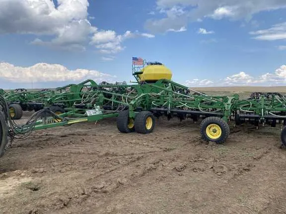 john deere 1830 air drill specs