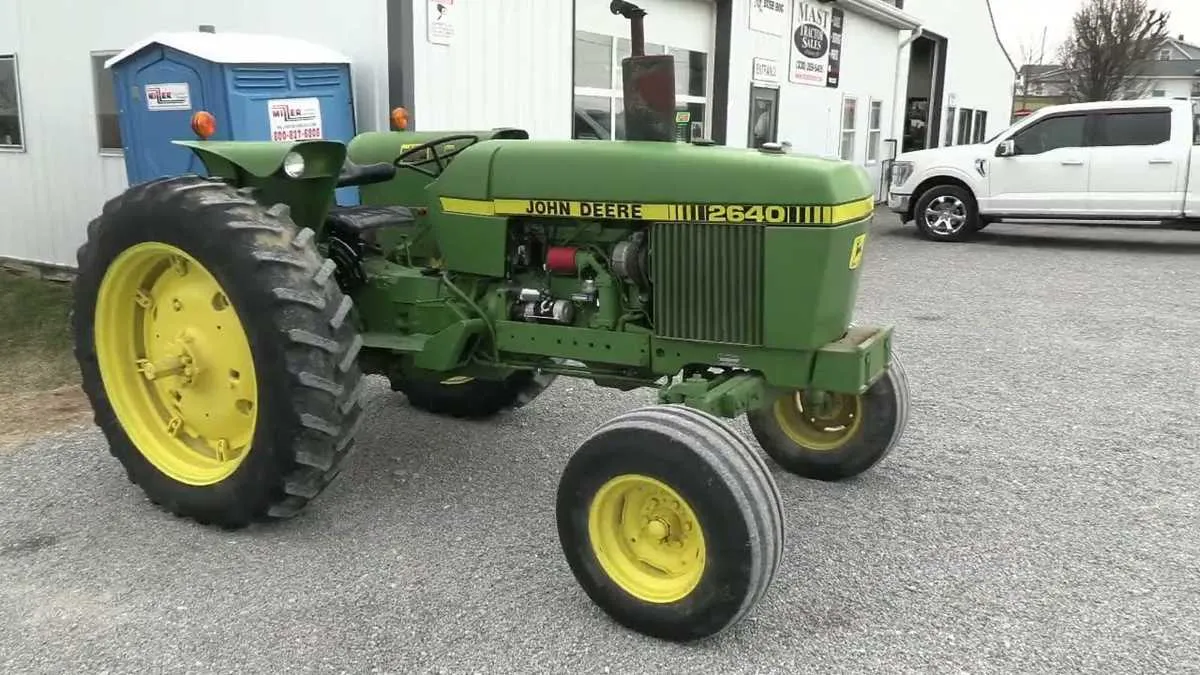 john deere 2040 torque specs