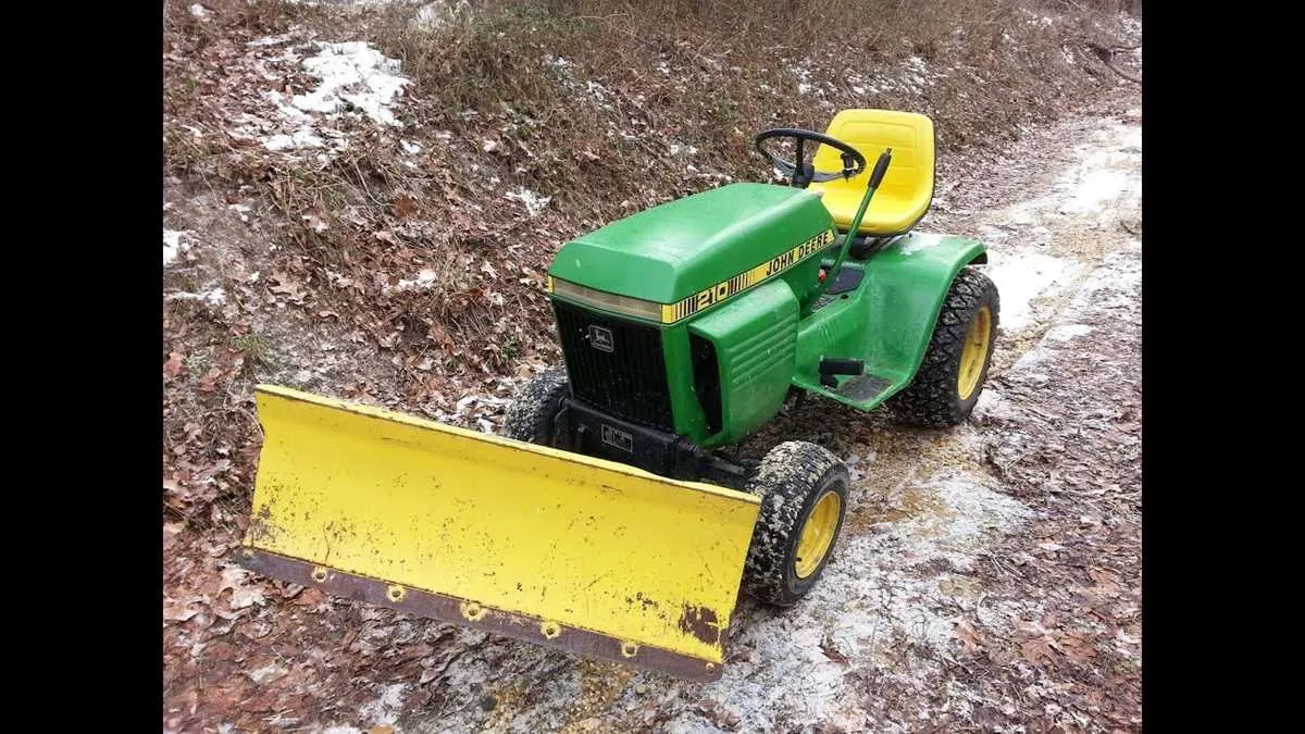 john deere 210 mower specs