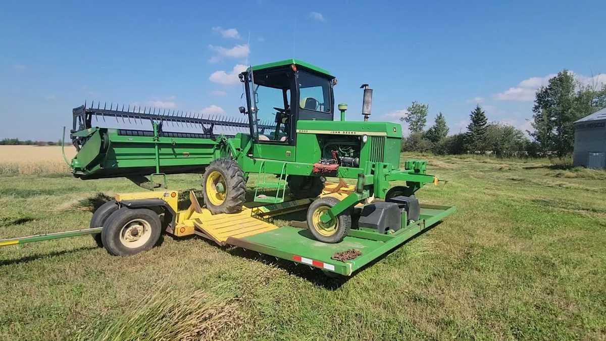 john deere 2270 swather specs