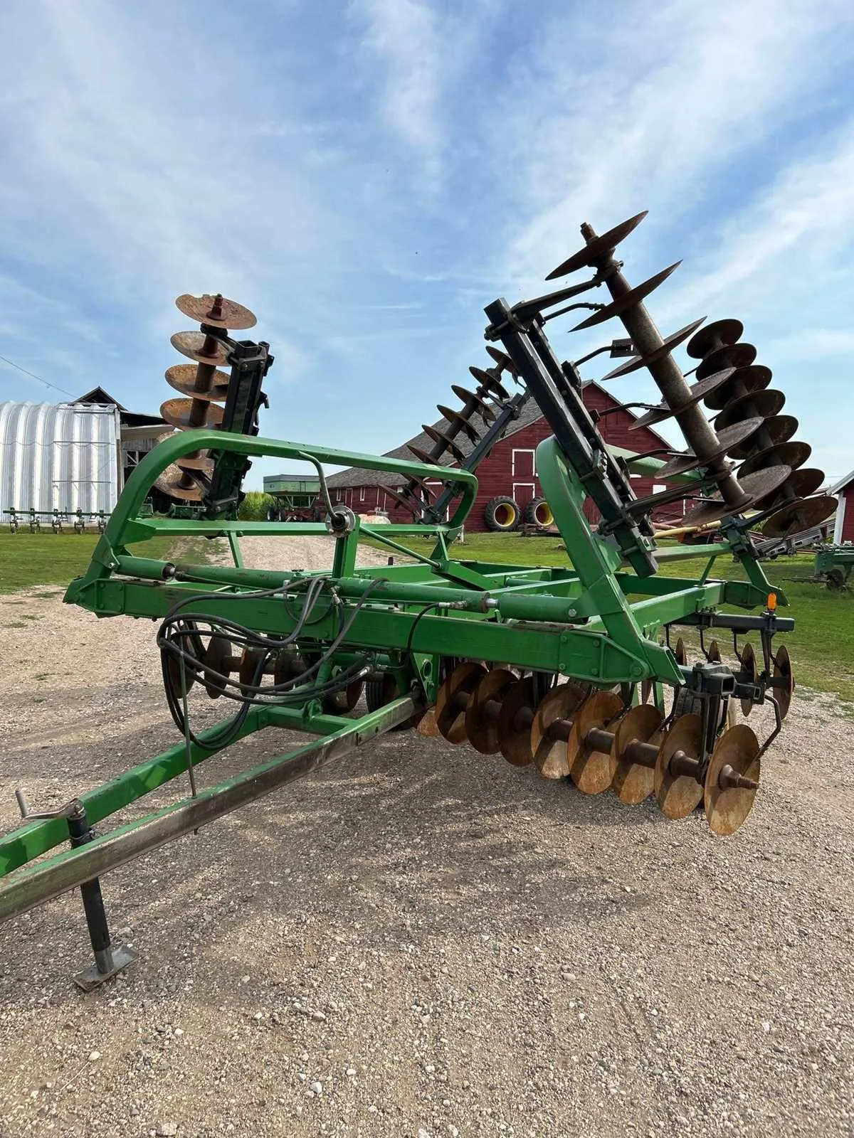 john deere 230 disk specs