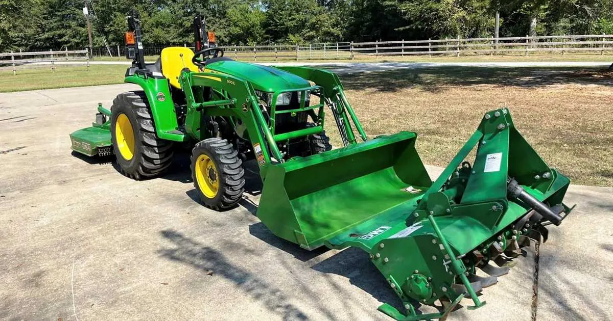 john deere 3038e hydraulic specs