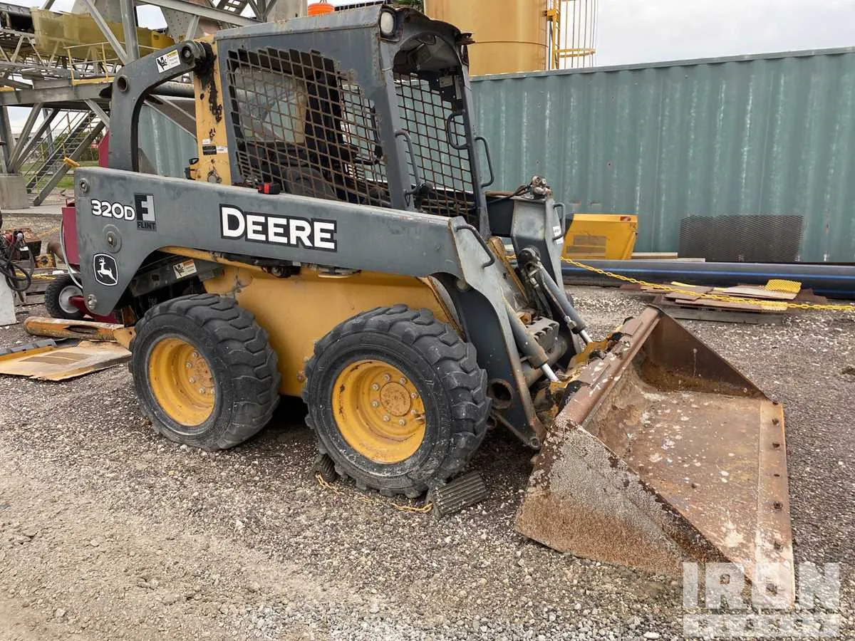 john deere 318d specs