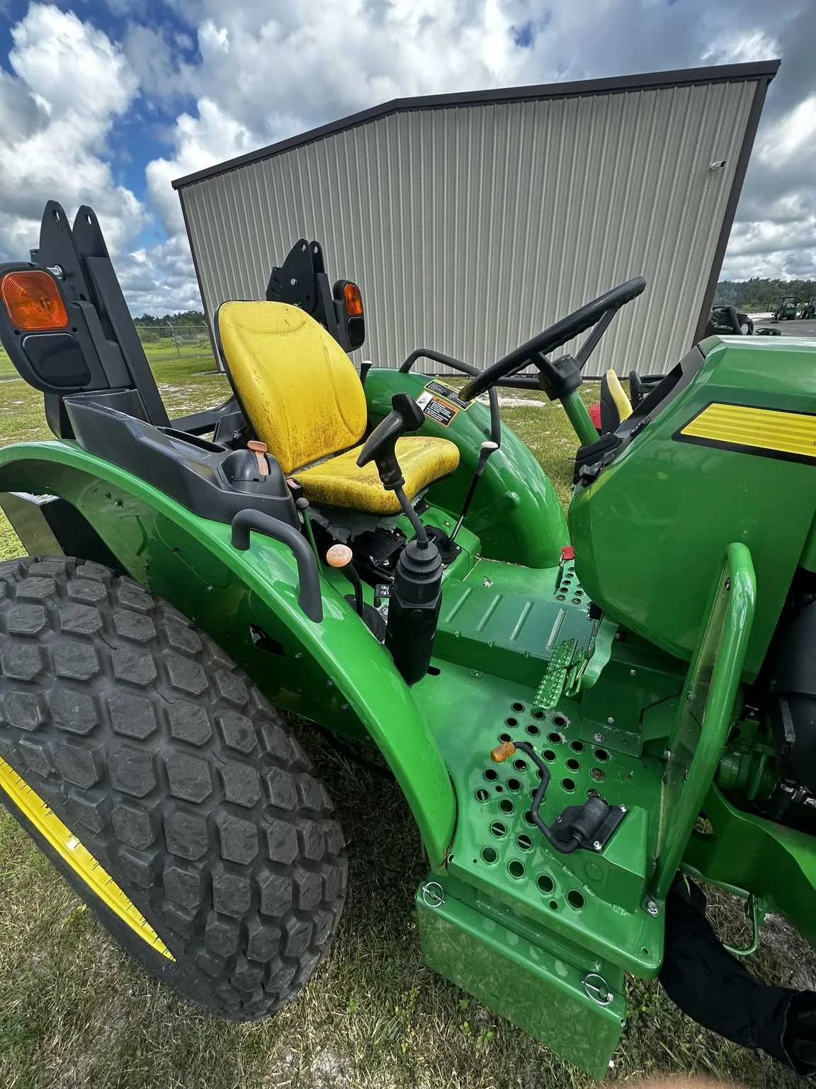 john deere 5045e 4wd specs
