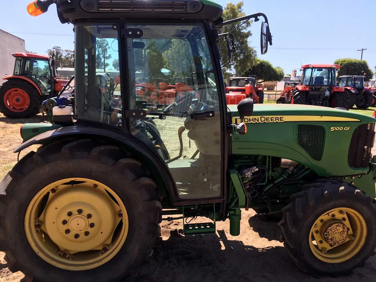 john deere 5100gf specs