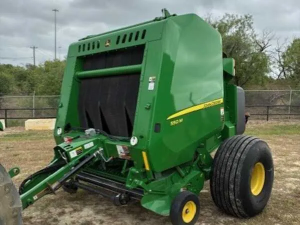 john deere 556 round baler specs