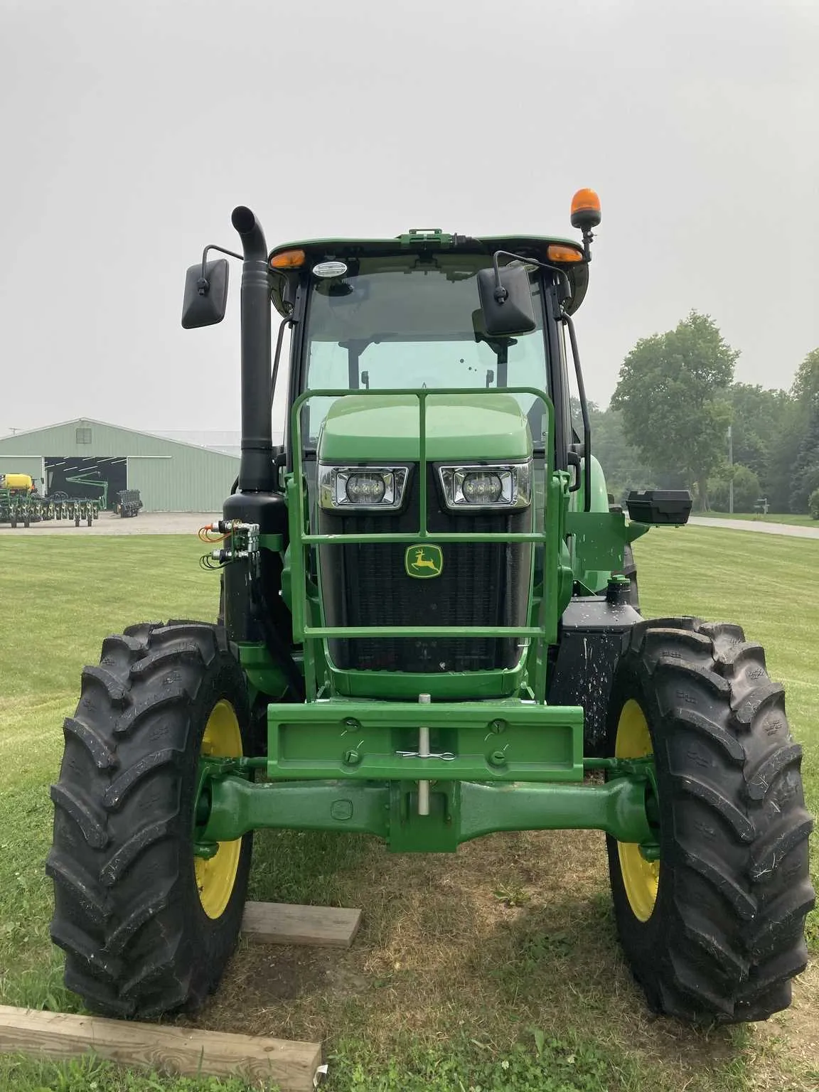 john deere 6105e specs