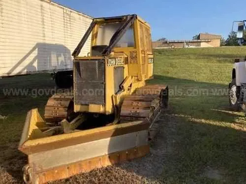 john deere 650g bulldozer specs