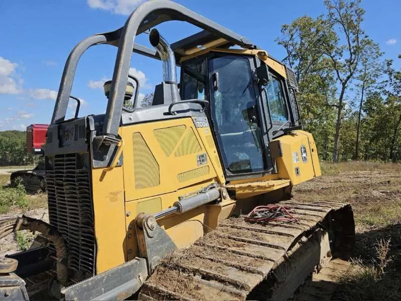 john deere 700l lgp specs