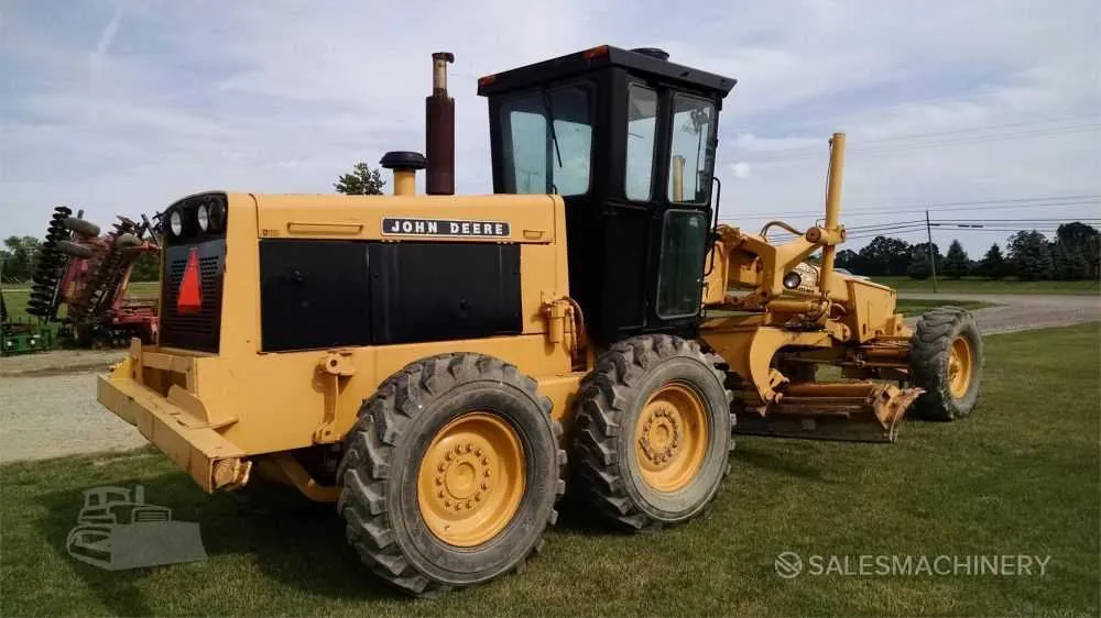 john deere 770 4x4 tractor specs