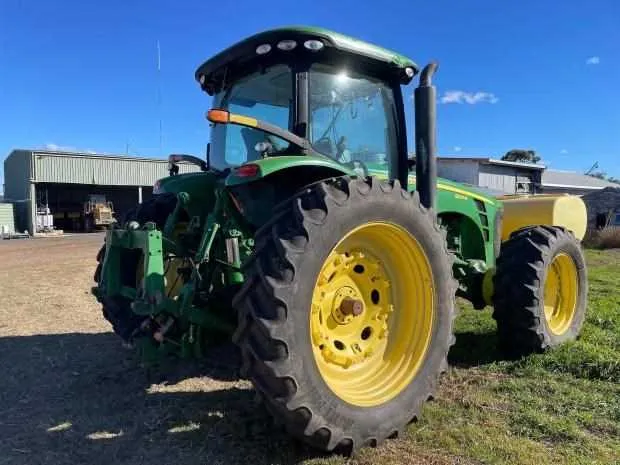 john deere 8225r tractor specs