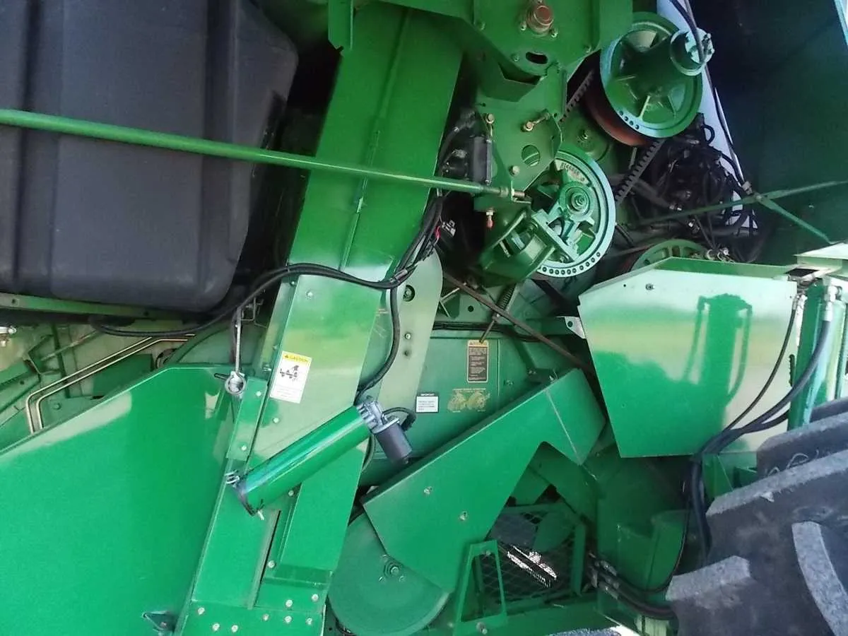john deere 9500 sidehill combine specs