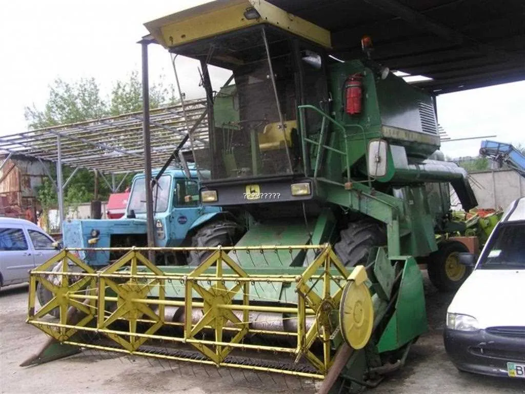 john deere 965 combine harvester specs