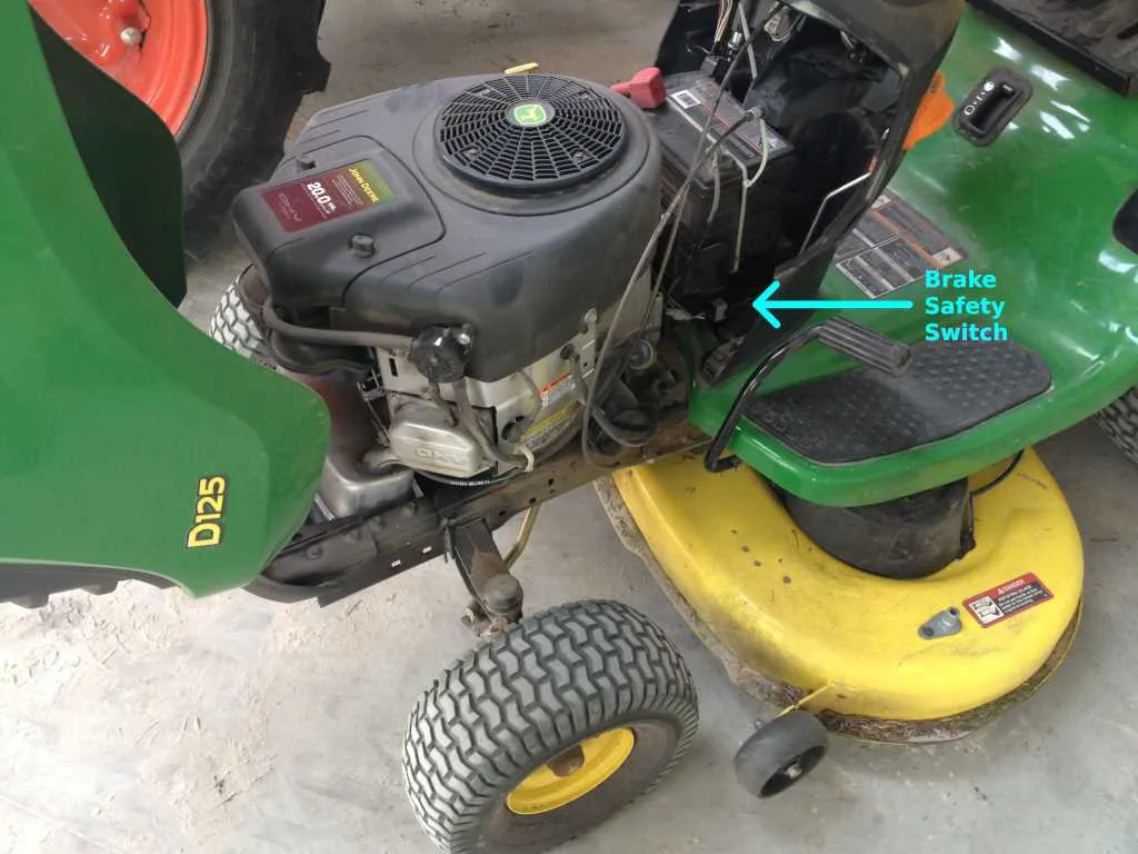 john deere d125 mower specs