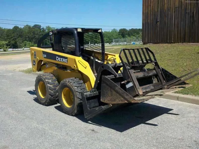 2008 john deere 325 specs