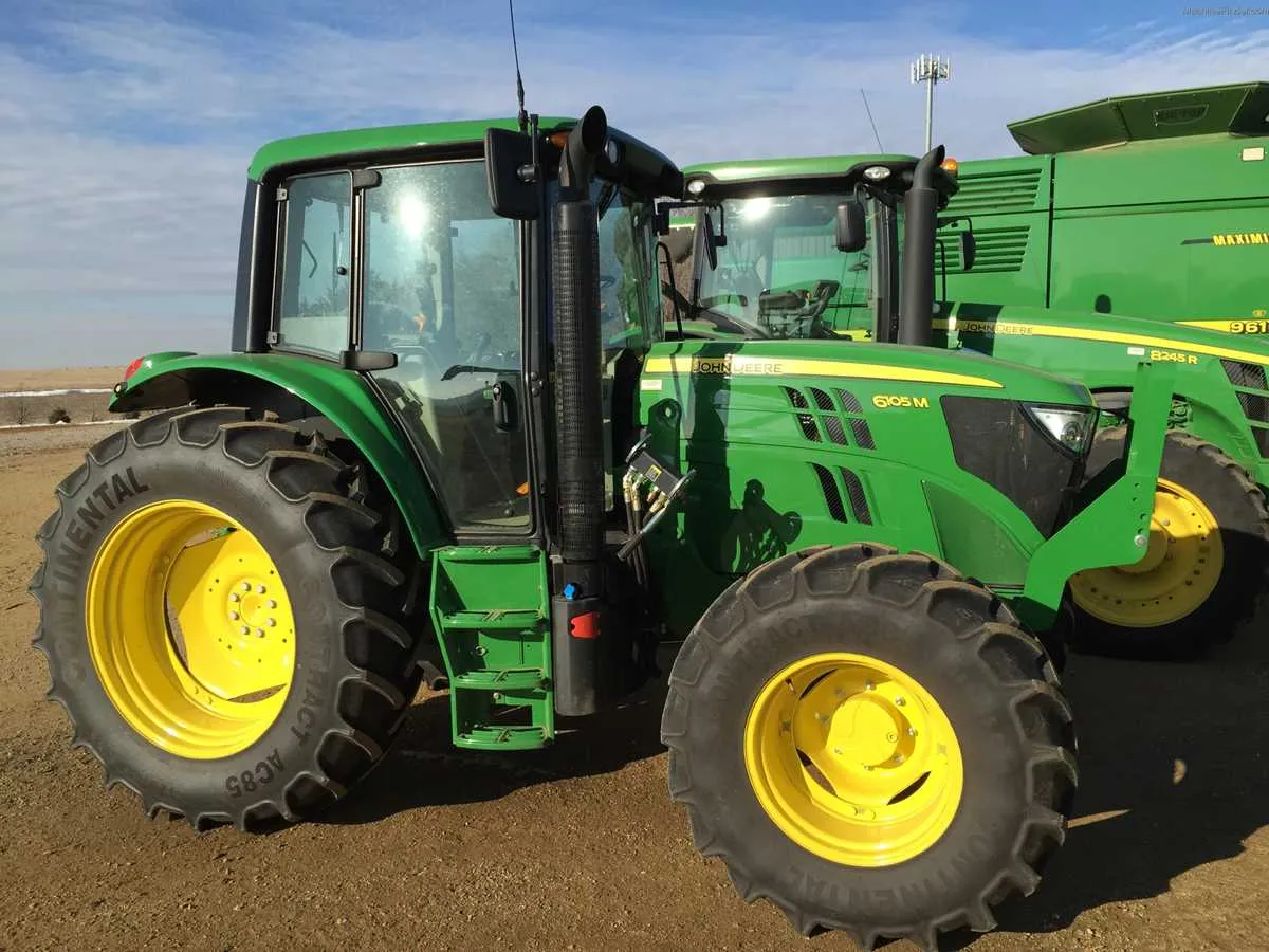 john deere 6105m specs