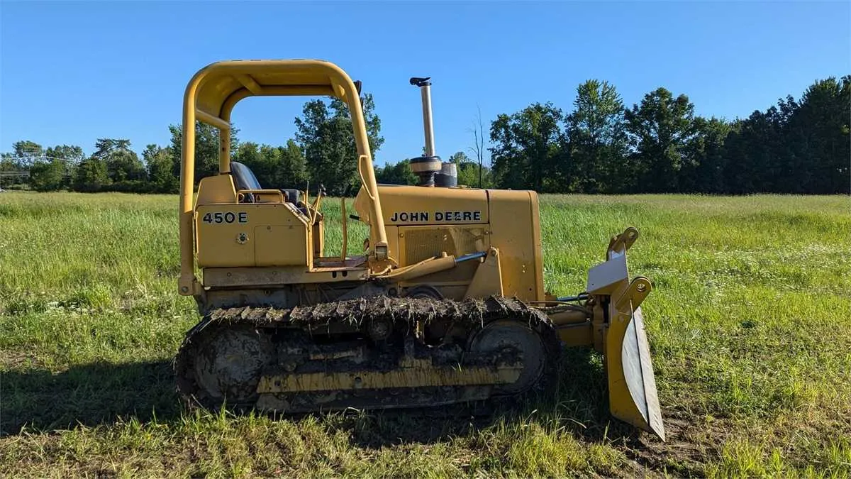 1985 john deere 450d dozer specs