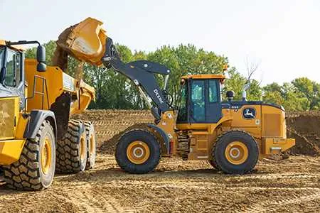 john deere 444k specs