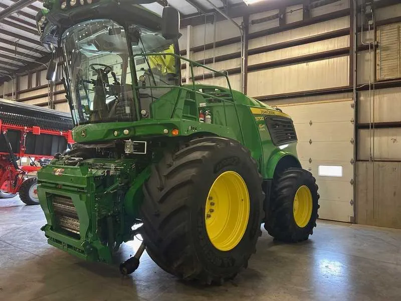 john deere 9700i specs