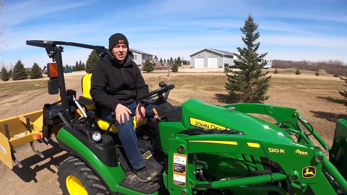 john deere 1025r box blade specs width