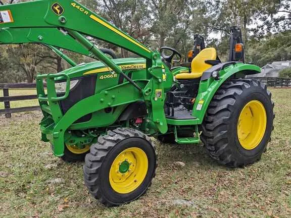 2016 john deere 4052r specs