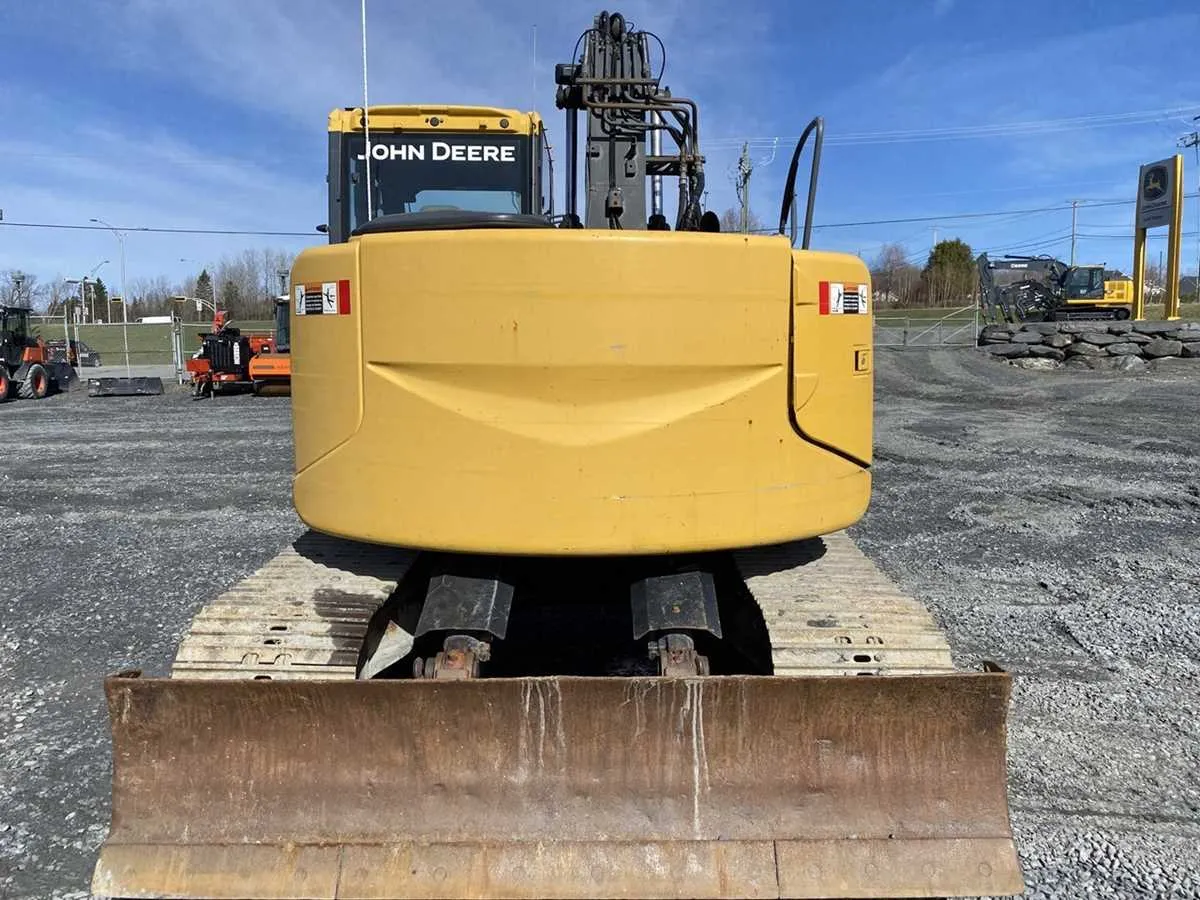 2010 john deere 135d specs