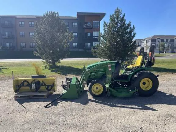 2013 john deere 2032r specs