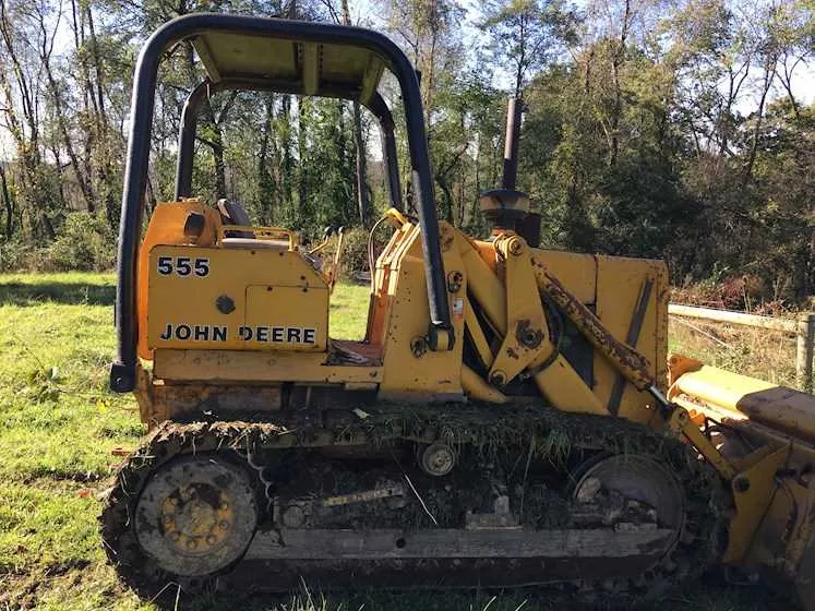 john deere 555 lifting specs