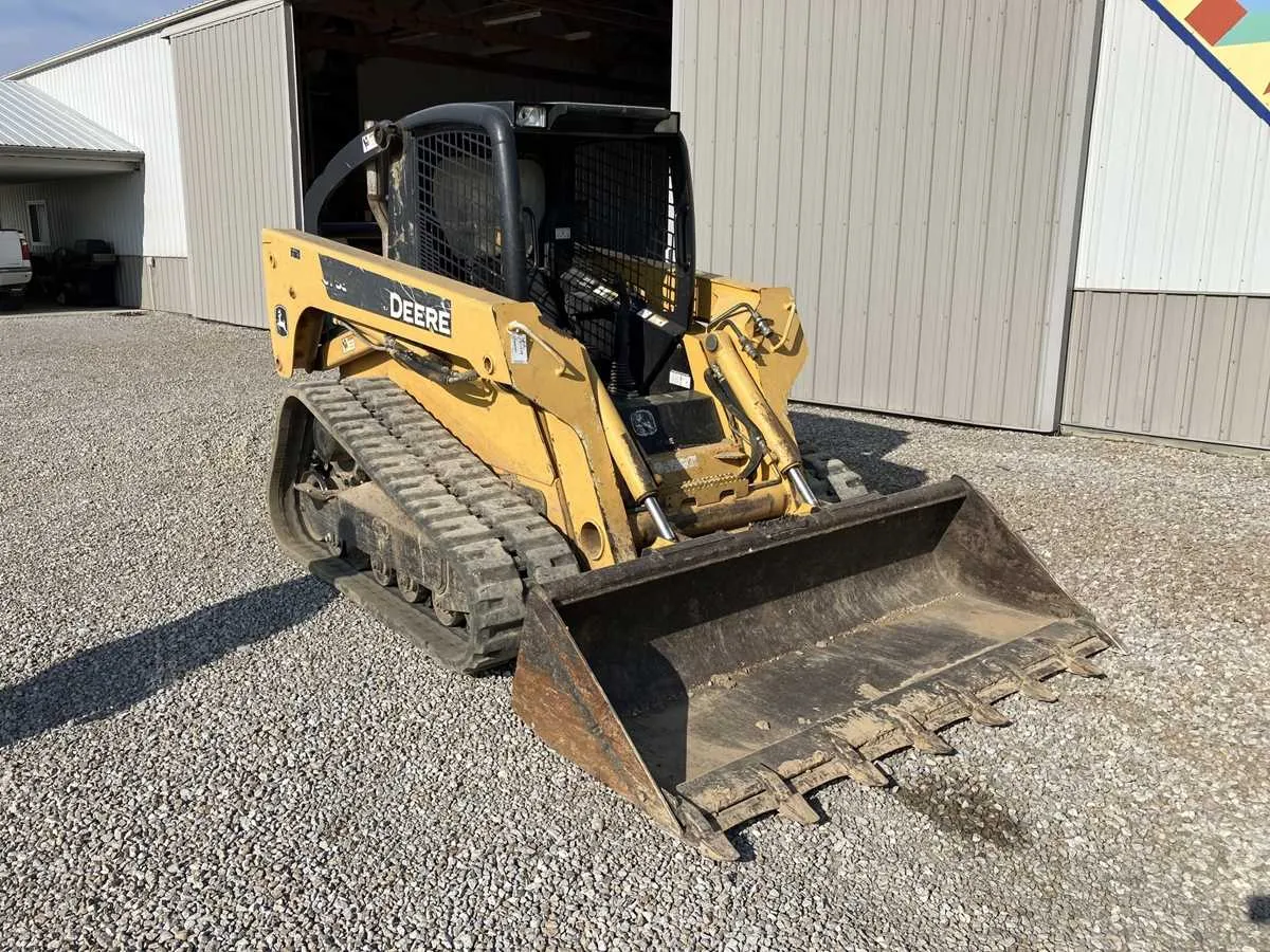 john deere 332 skid steer specs