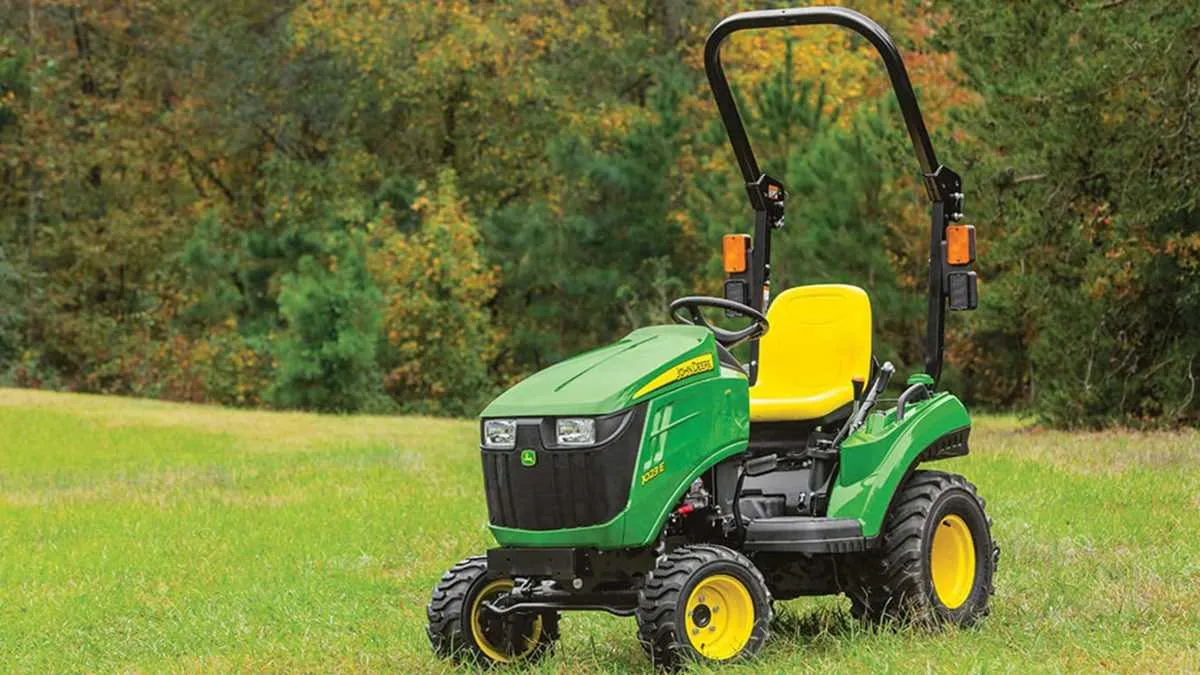 1023e john deere specs