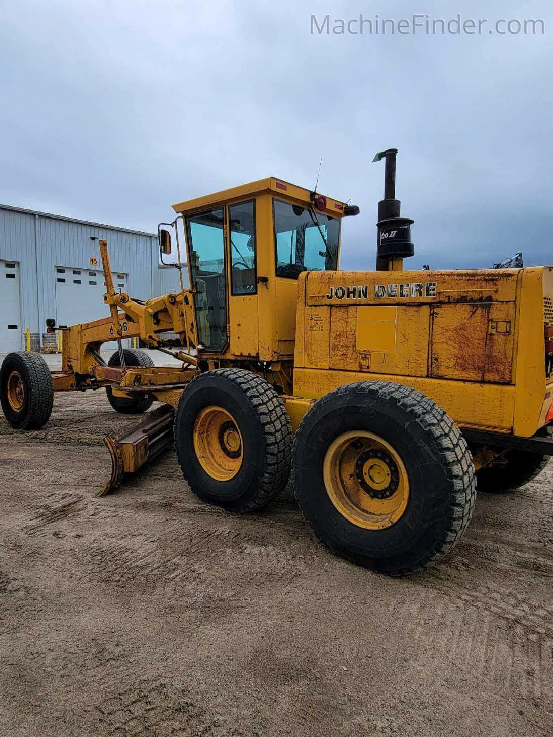 john deere 670b motor grader specs