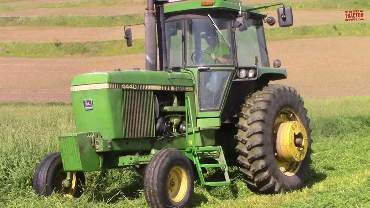 4440 john deere specs