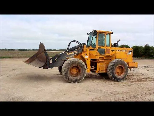 john deere 544e specs