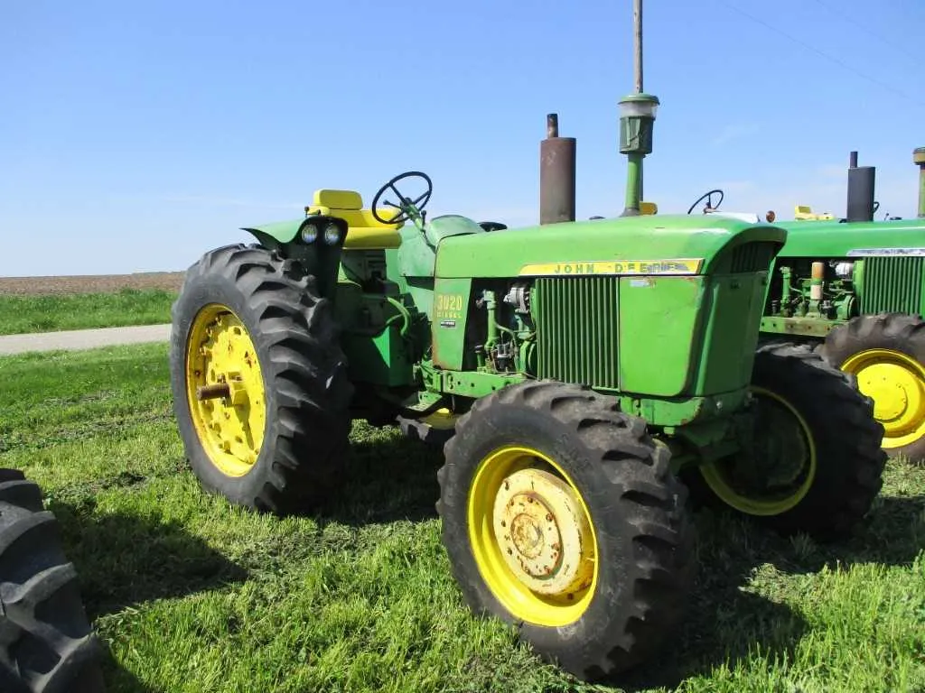 specs 1971 3020 john deere