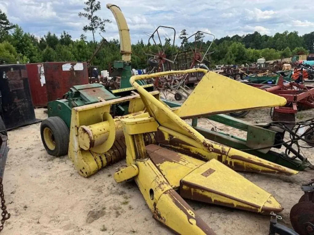 specs for john deere 3940 chopper