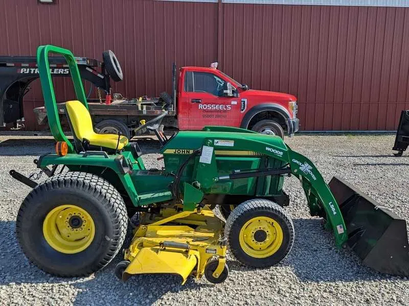 specs on john deere 955 tractor