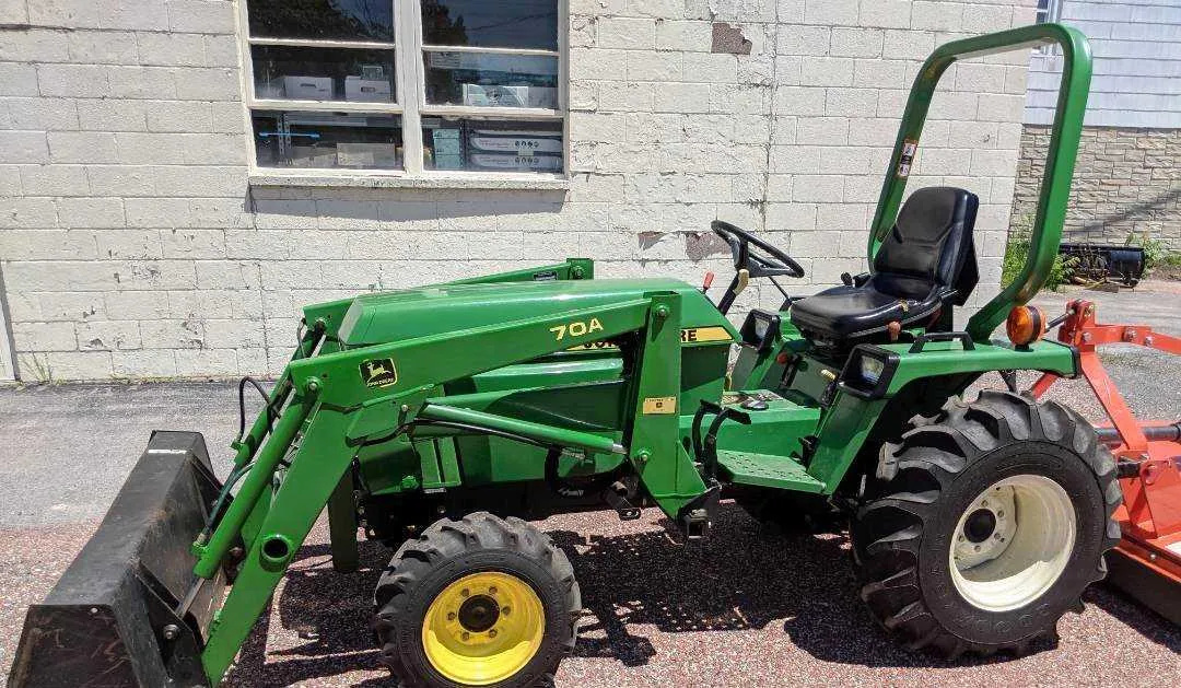 specs on john deere 955 tractor