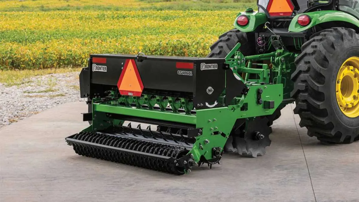 john deere 1025e specs