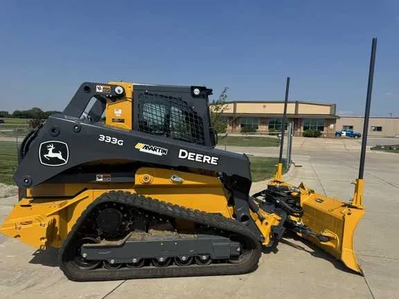 specs on john deere 333g
